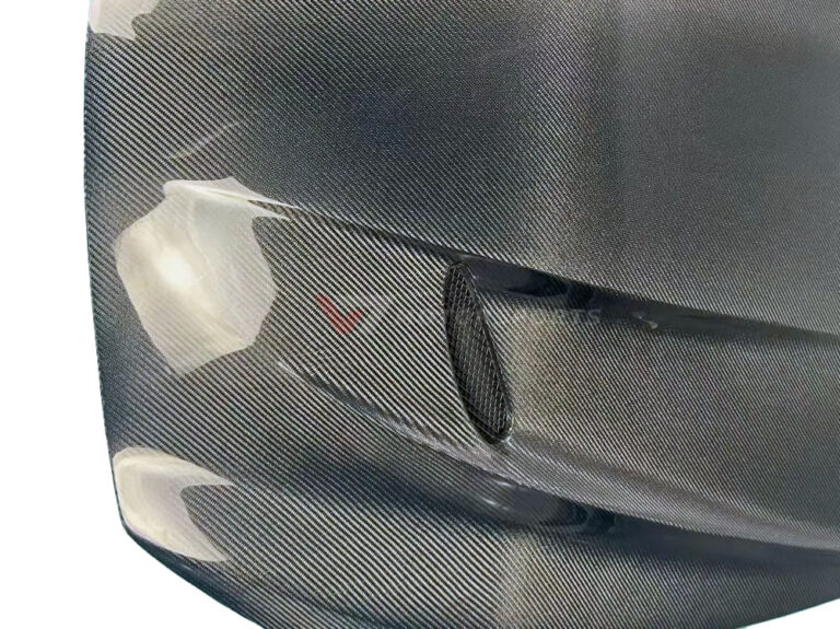 Q60 Carbon Fiber Hood Vented (SSpec)